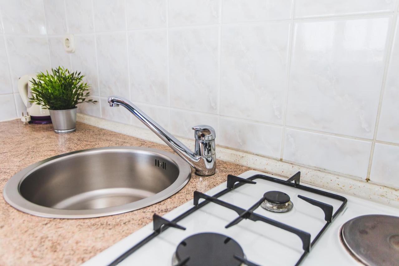 Apartmani Males โรกอซนิซา ภายนอก รูปภาพ